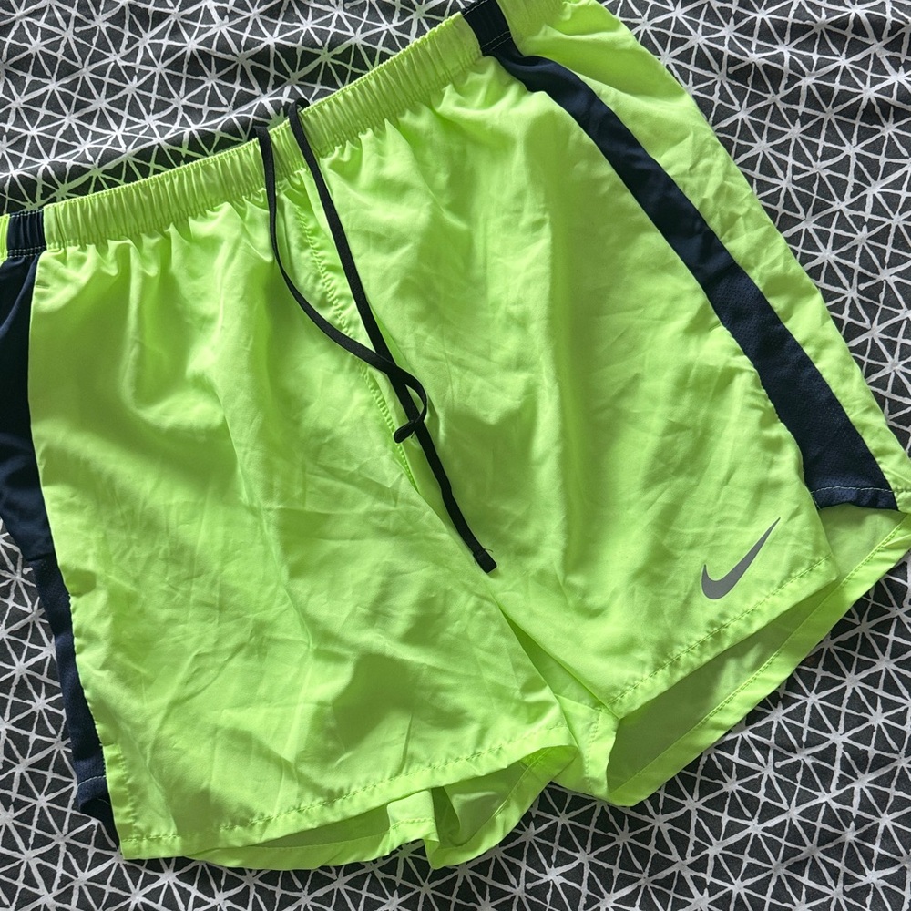 Lime Nike Stride Men’s Dri-Fit 5” Inseam Brief-Lined Running Shorts